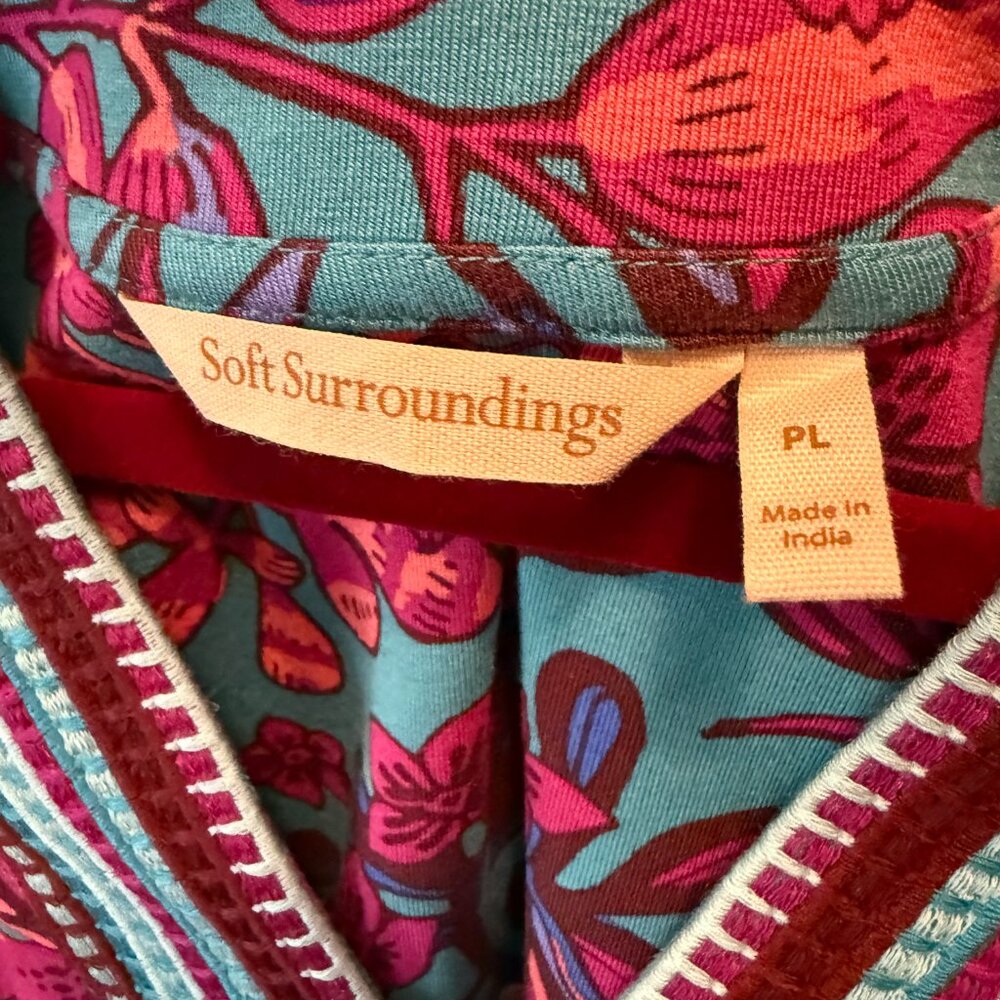 Soft Surroundings Patterned V Neck Sleeveless Tank - image 3